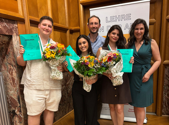 Die drei Gewinnerinnen des PKA Landes-Lehrlingswettbewerbs 2019 in Wien