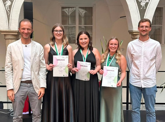 Die drei Gewinnerinnen des PKA Landes-Lehrlingswettbewerbs 2019 in Kärnten